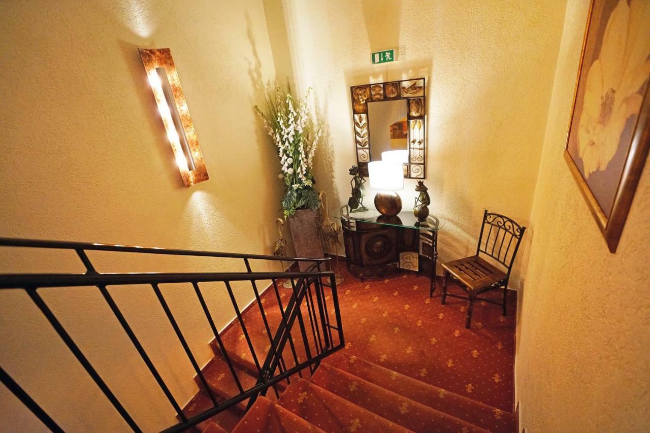 Hotel Und Restaurant Buehlhaus Eibenstock Bagian luar foto